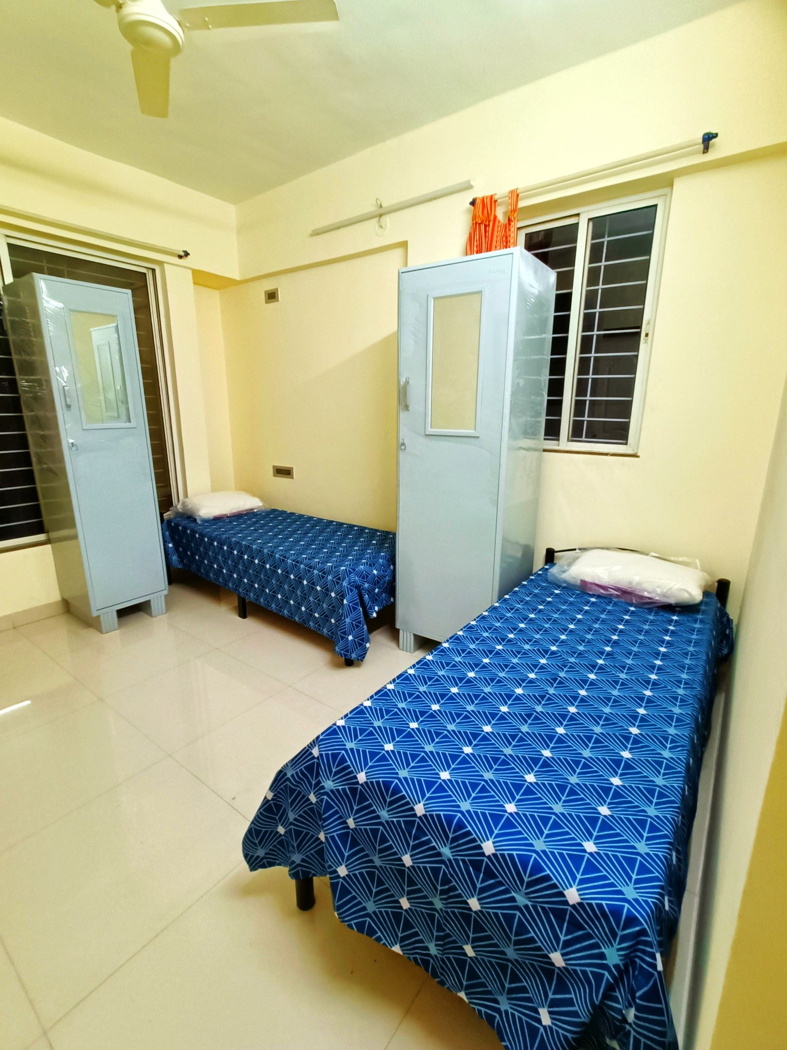 Double sharing bedroom